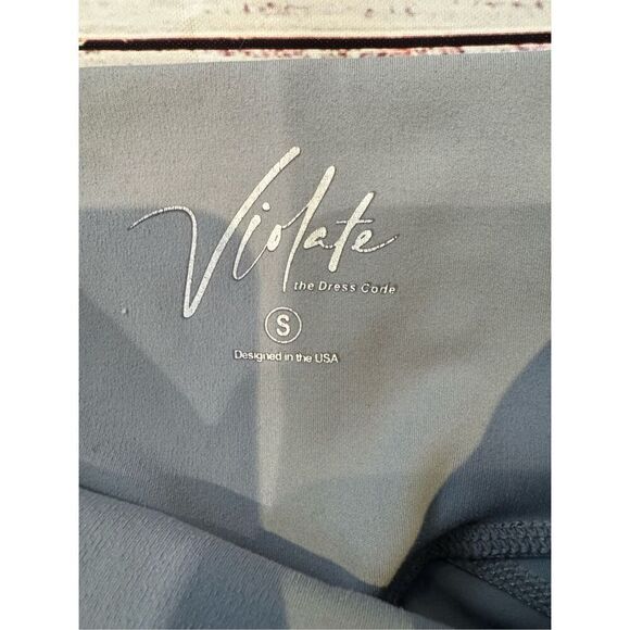 Violate the Dress Code ‘Luxe’ Scrunch Butt Pocket Leggings in Gray Size Small - Picture 5 of 6